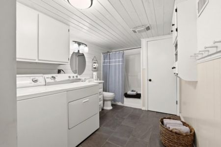 river-ridge-bath-downstairs.jpg
